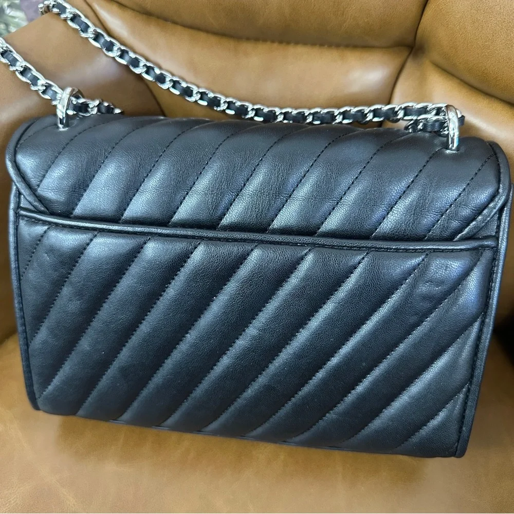 Michael Kors Black Quilted Leather Shoulder Bag with Silver Chain - Picture 3 of 7